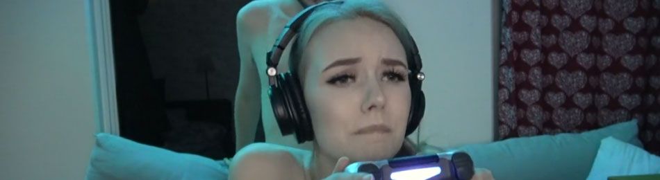 Gamer Girl Fucked Hard While Playing Video Game